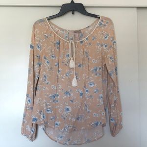Long sleeve top
